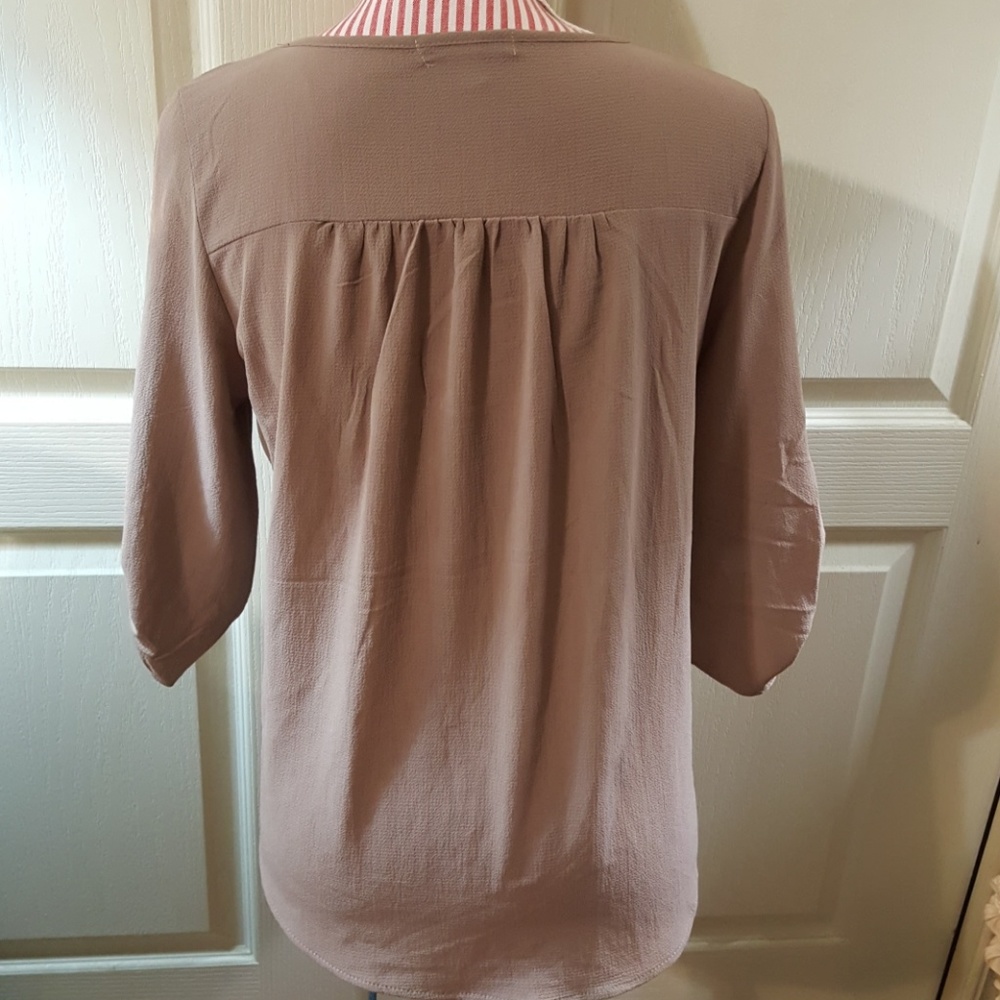 MNK Sexy Lace Up Blouse. Size Sm/Med. - Picture 4 of 8